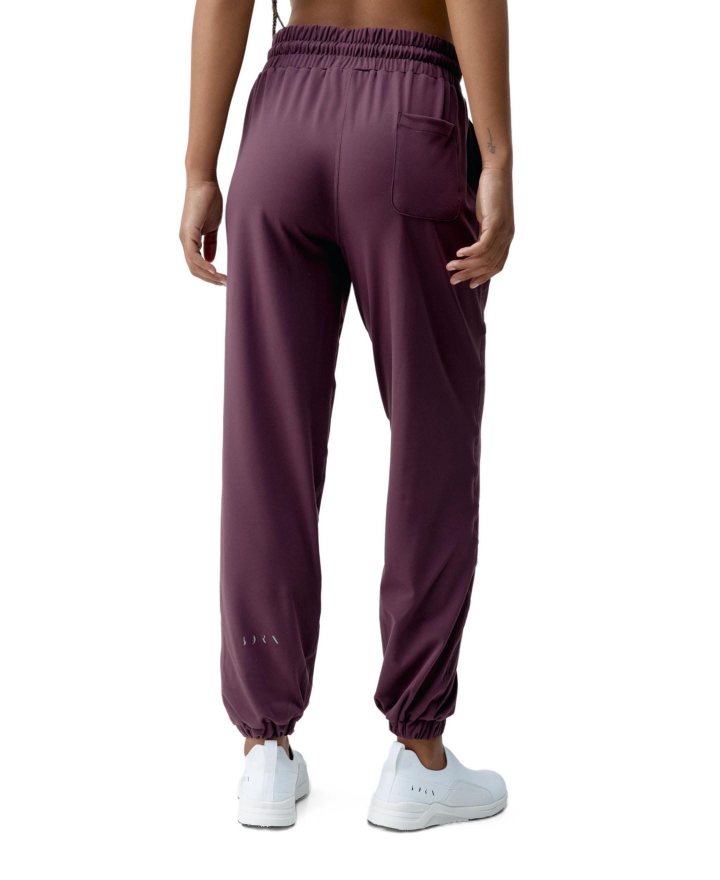 Женские брюки Born Living Yoga Camille Performance Sport Jogger, цвет: Тёмный вишнёвый — фото 3