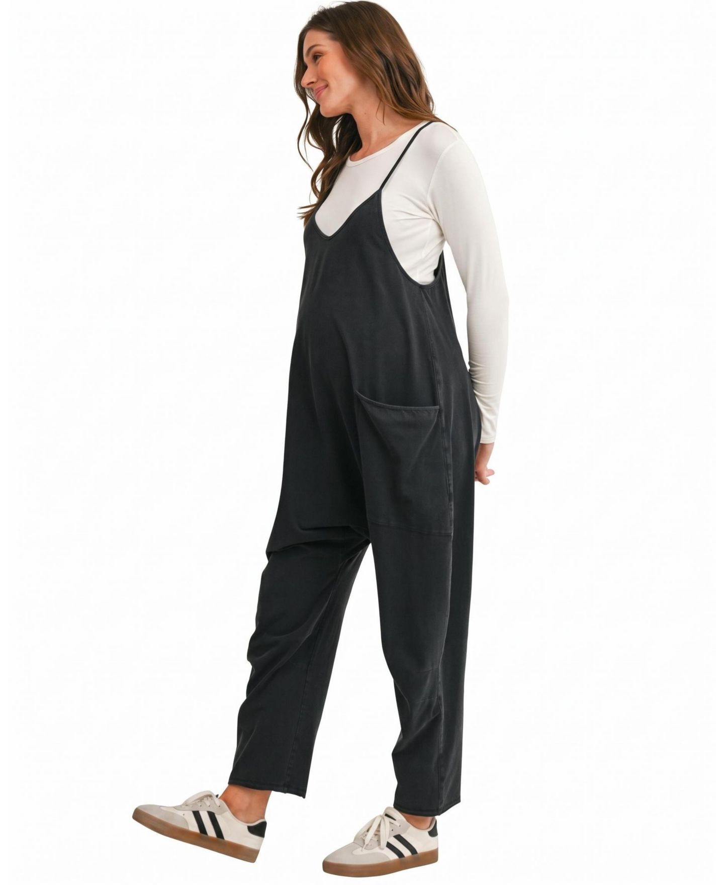 Женский комбинезон Hello Miz Maternity V-Neck Cotton-Blend Overall Jumpsuit with Oversized Front Patch Pockets, цвет: Чёрный — фото 2