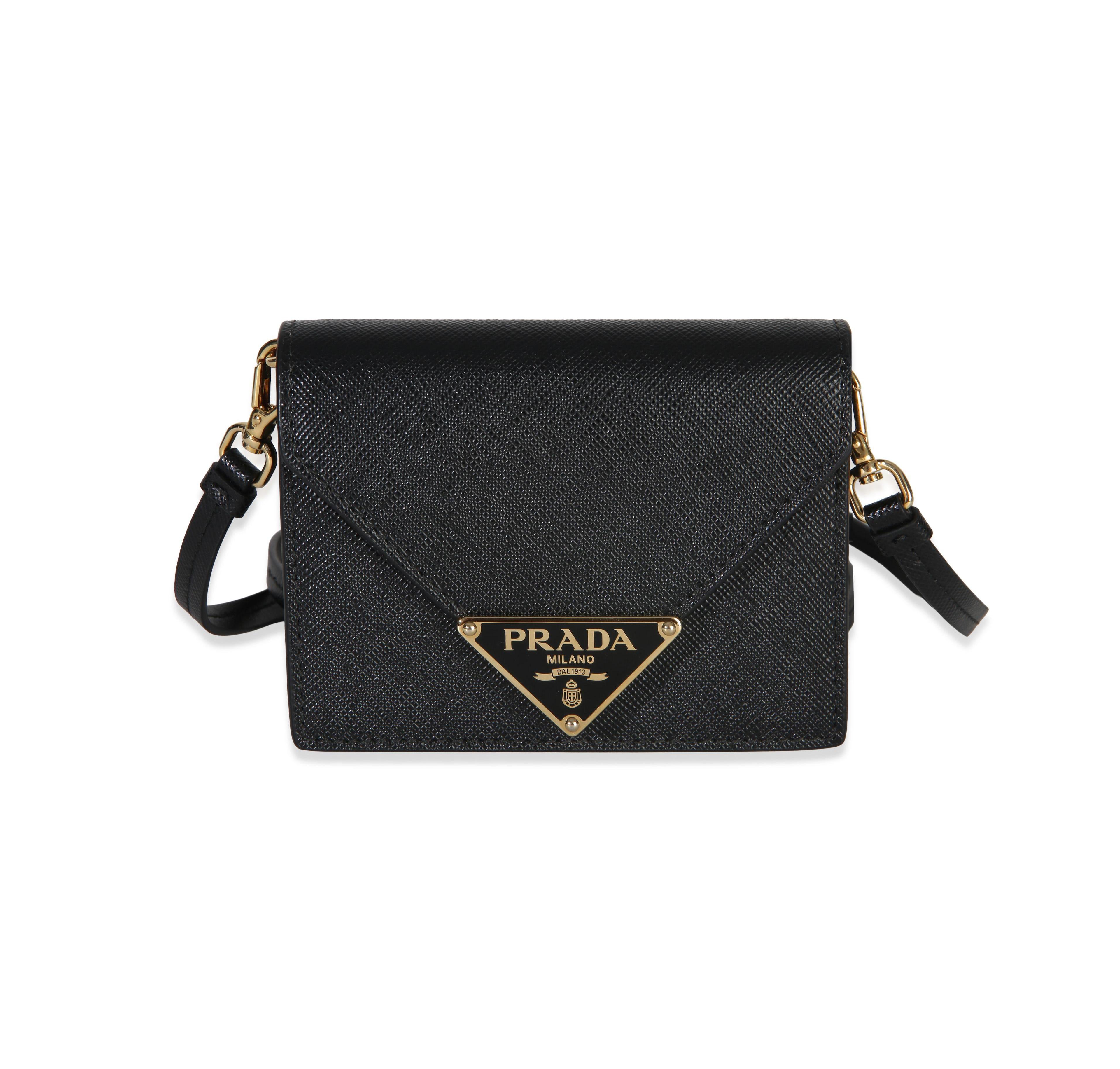 Pre-Owned Prada Black Saffiano Card Holder With Strap