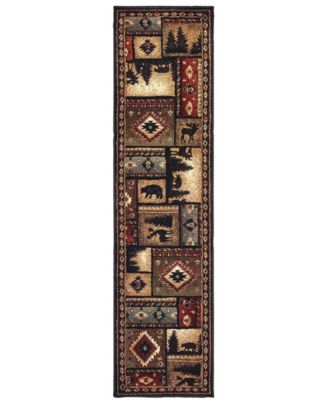 Woodlands 1041C 1'10" x 7'6" Runner Rug