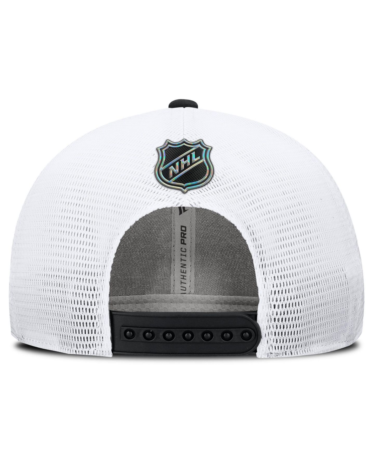 Мужская кепка Fanatics Black/White Chicago Blackhawks Authentic Pro Train Meshback Adjustable Hat — фото 4