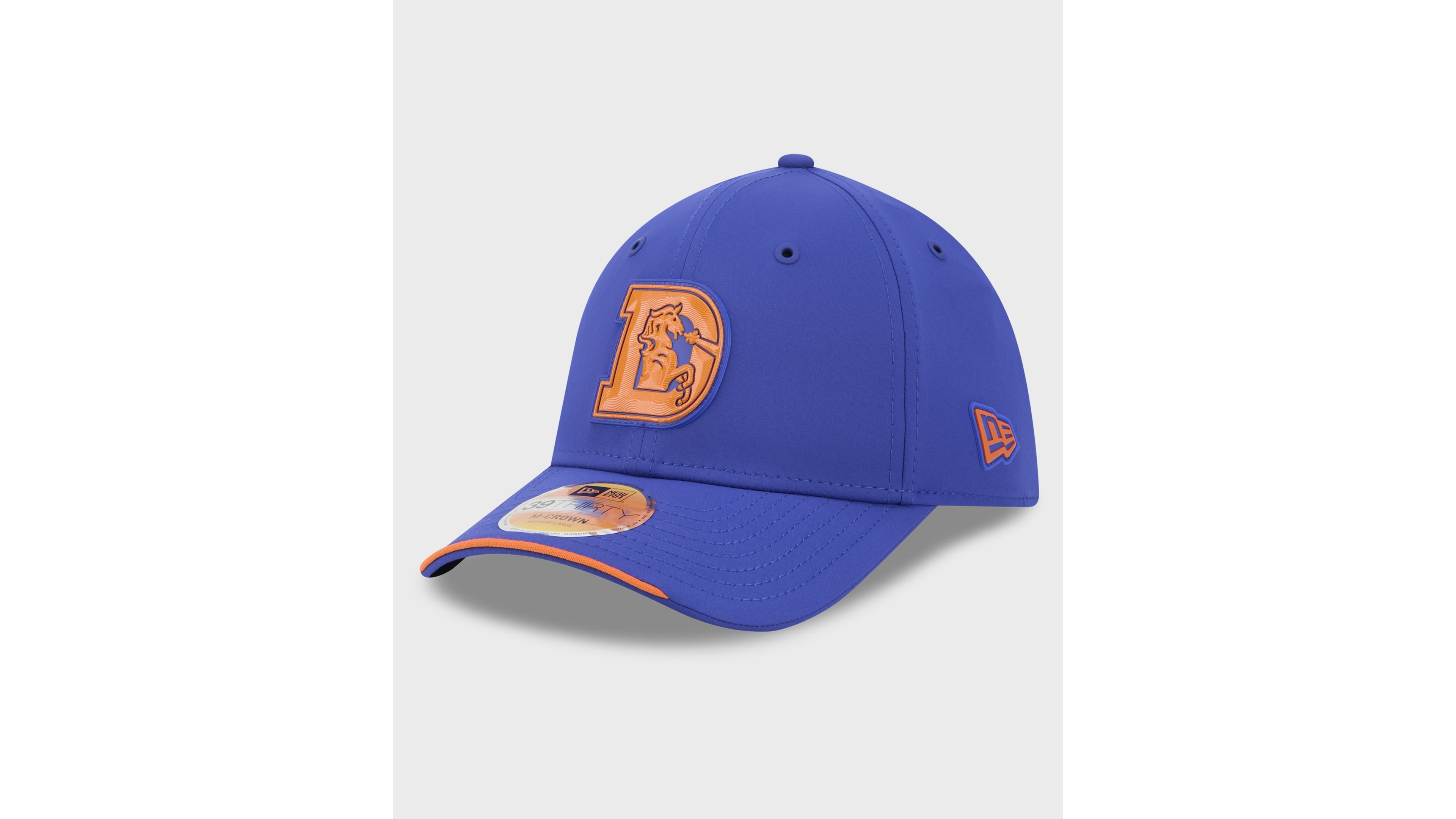 New Era Men's Royal Denver Broncos 2026 Sideline Throwback 39THIRTY M-Crown Flex Hat