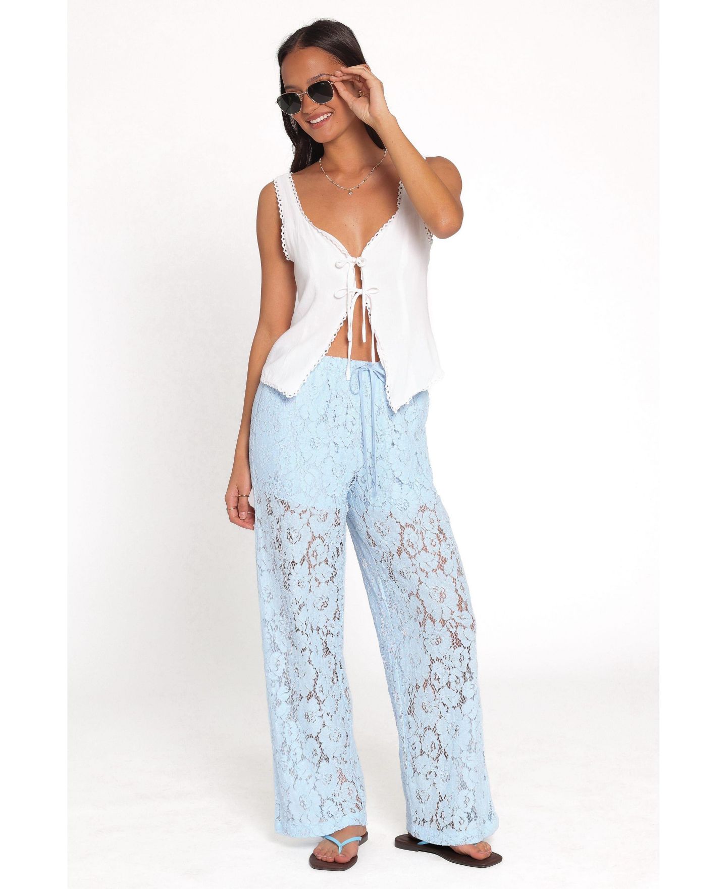Женские брюки Petal and Pup Sabina High-Rise Lace Wide-Leg — фото 6