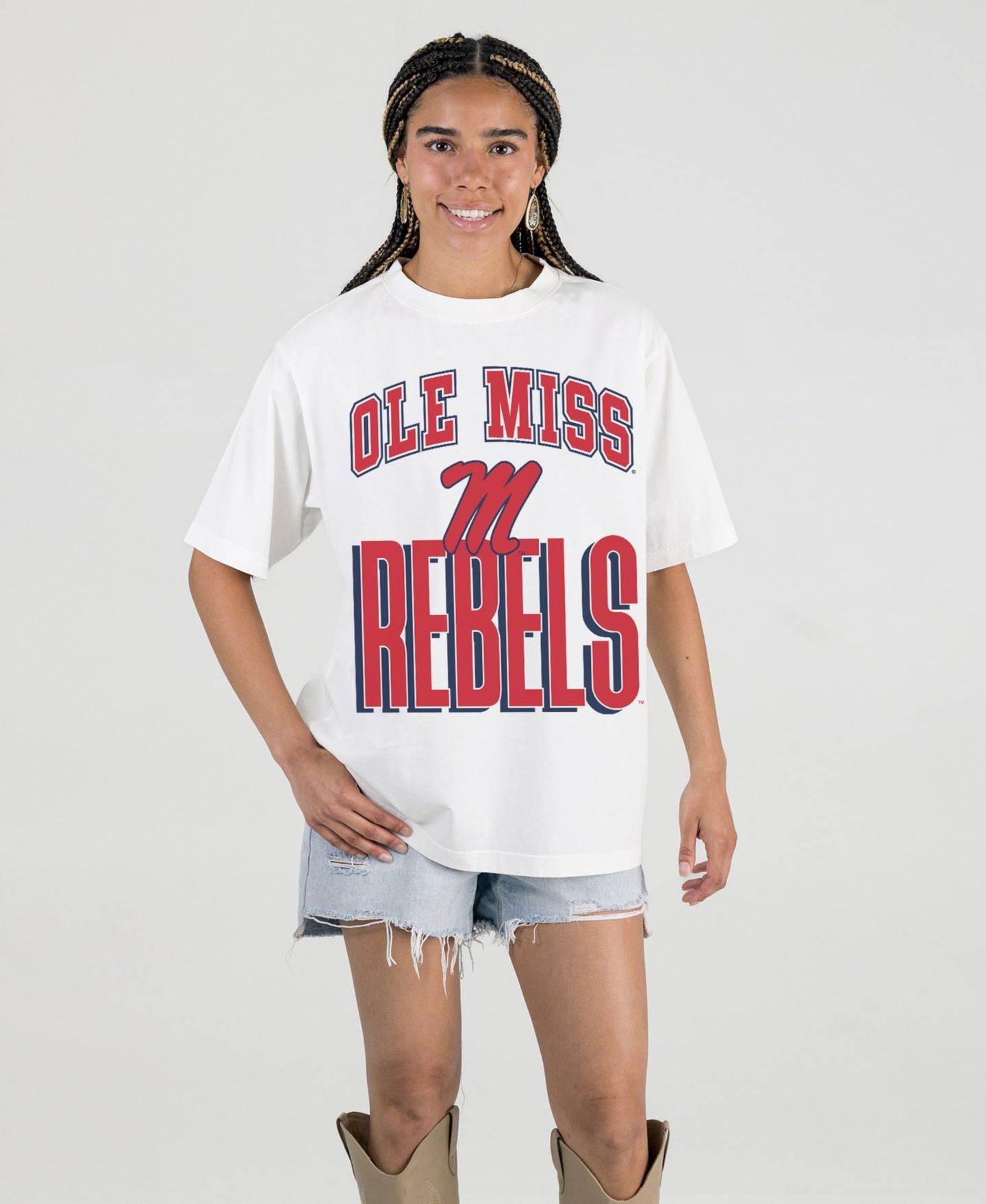 Женская футболка Gameday Couture Cream Ole Miss Rebels Oversized Fierce Focus — фото 1