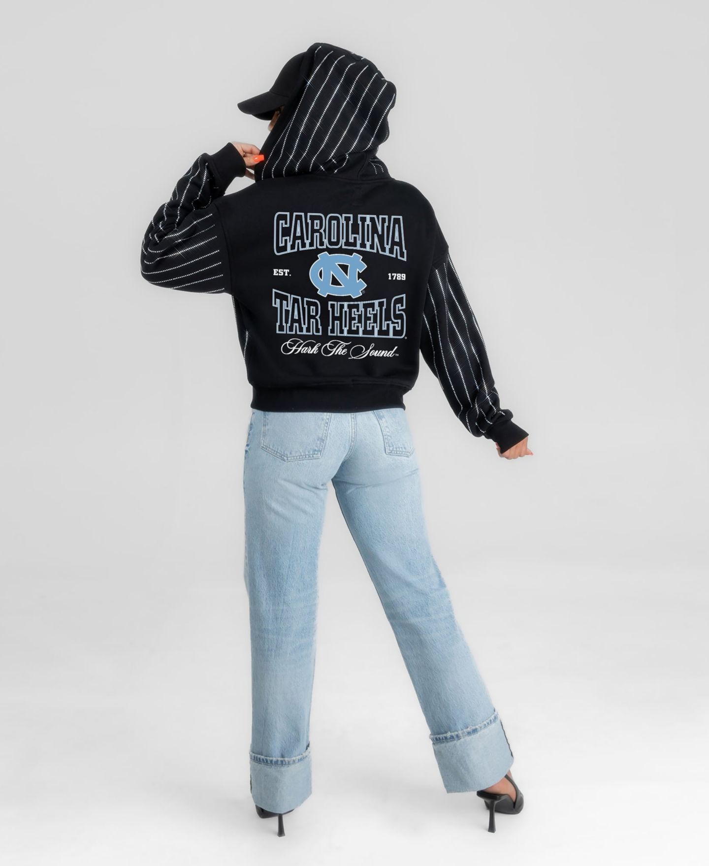 Женские худи Gameday Couture Black North Carolina Tar Heels Eyes on the Prize Mid-Crop Full-Zip — фото 3