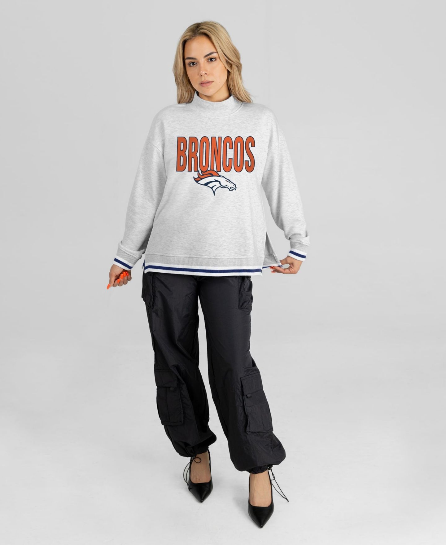 Женская толстовка Gameday Couture Ash Denver Broncos Rally Point Contrast Stripe Mock Neck — фото 3