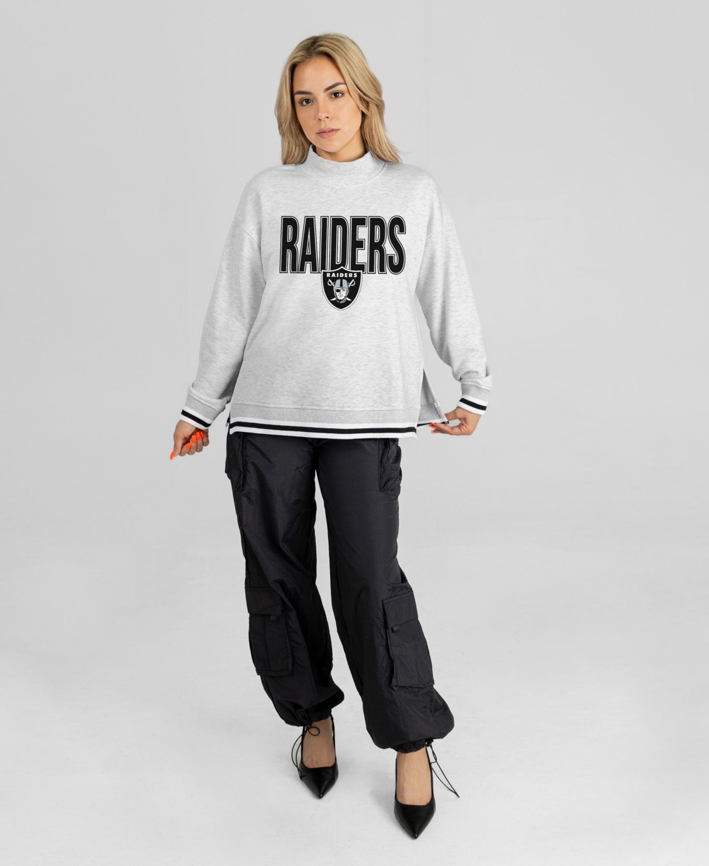 Женская толстовка Gameday Couture Ash Las Vegas Raiders Rally Point Contrast Stripe Mock Neck — фото 3