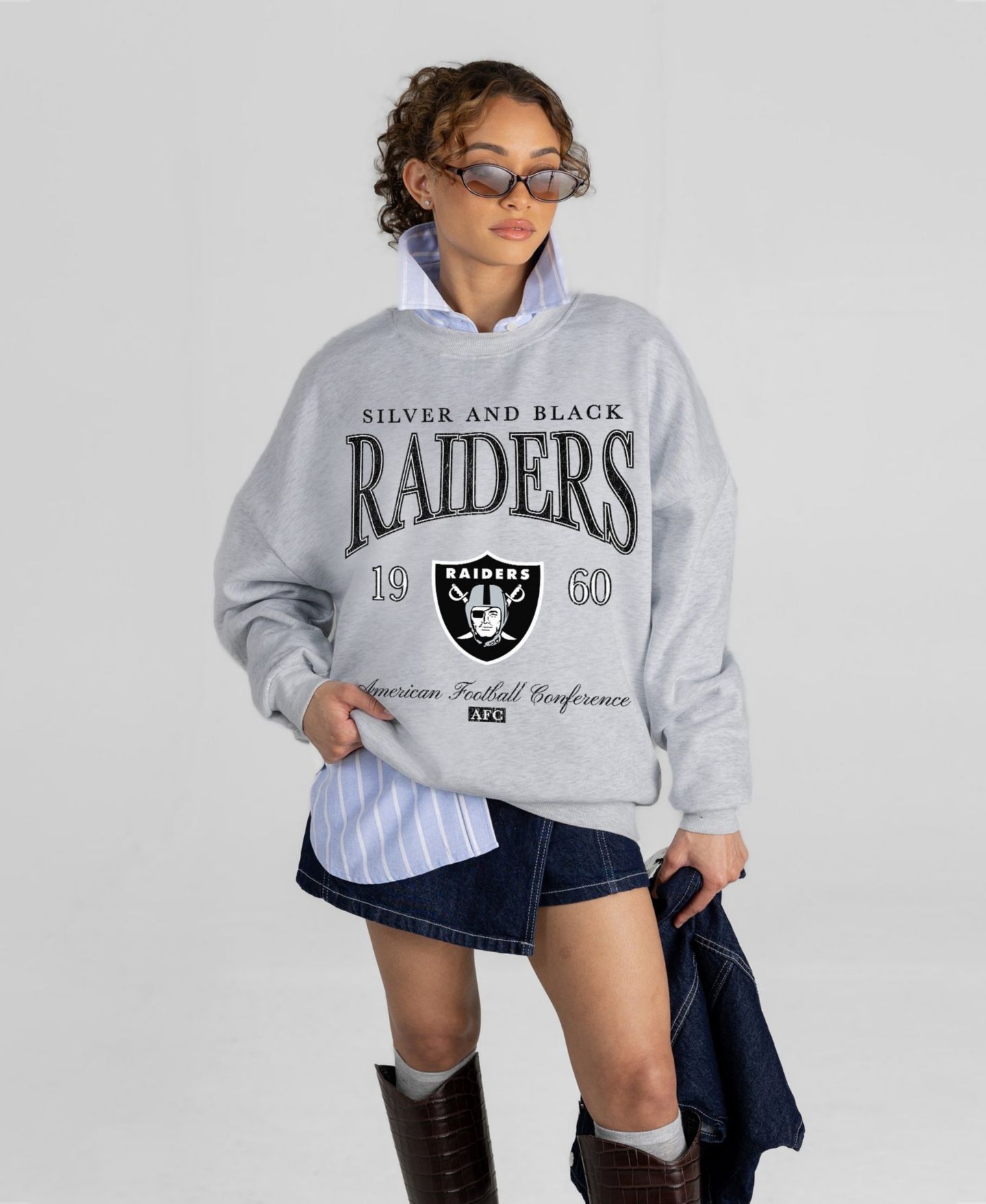 Женская толстовка Gameday Couture Ash Las Vegas Raiders Instant Classic Oversized Premium Drop Shoulder — фото 1