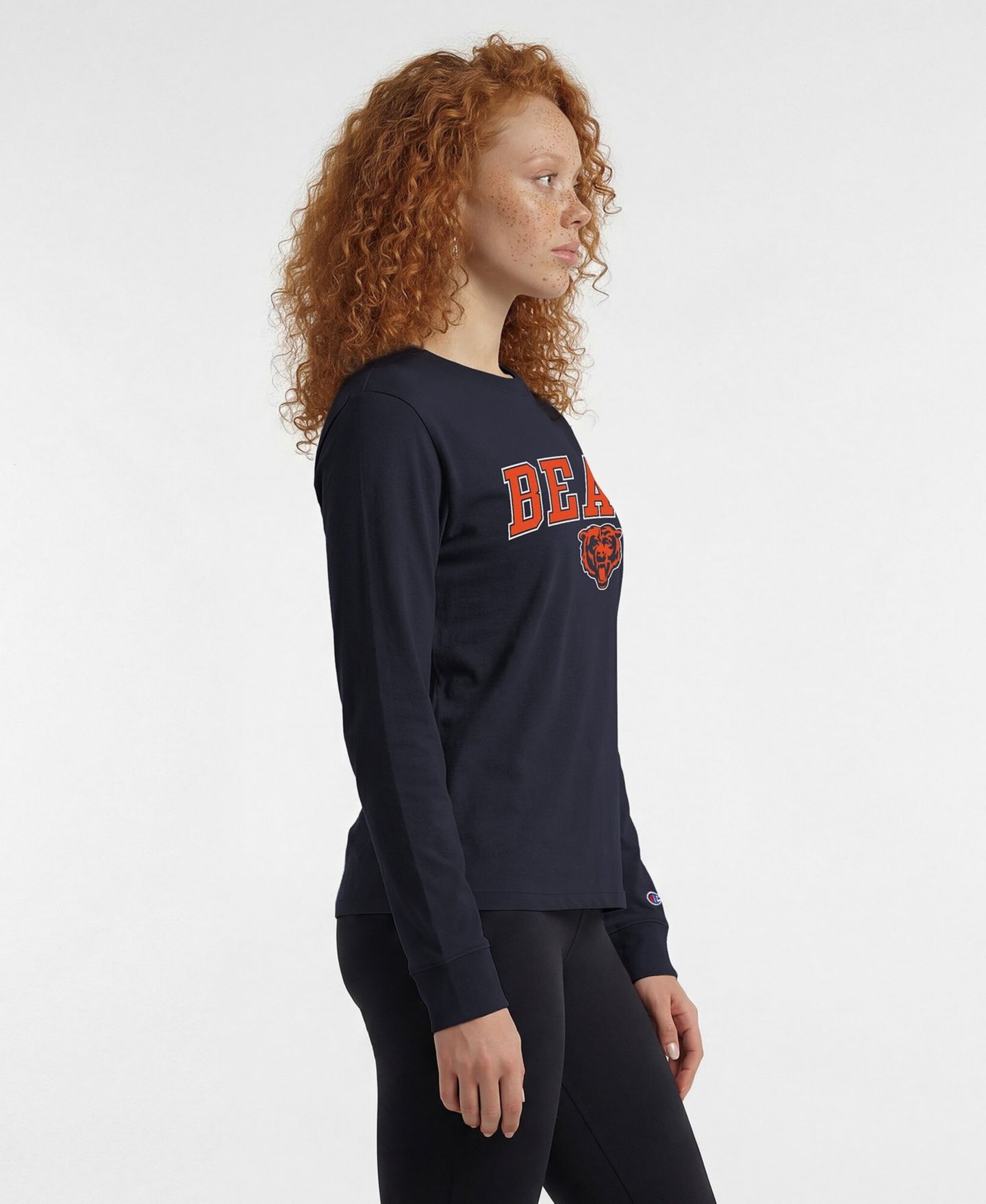 Женская футболка Champion Navy Chicago Bears Core Logo Long-Sleeve — фото 4