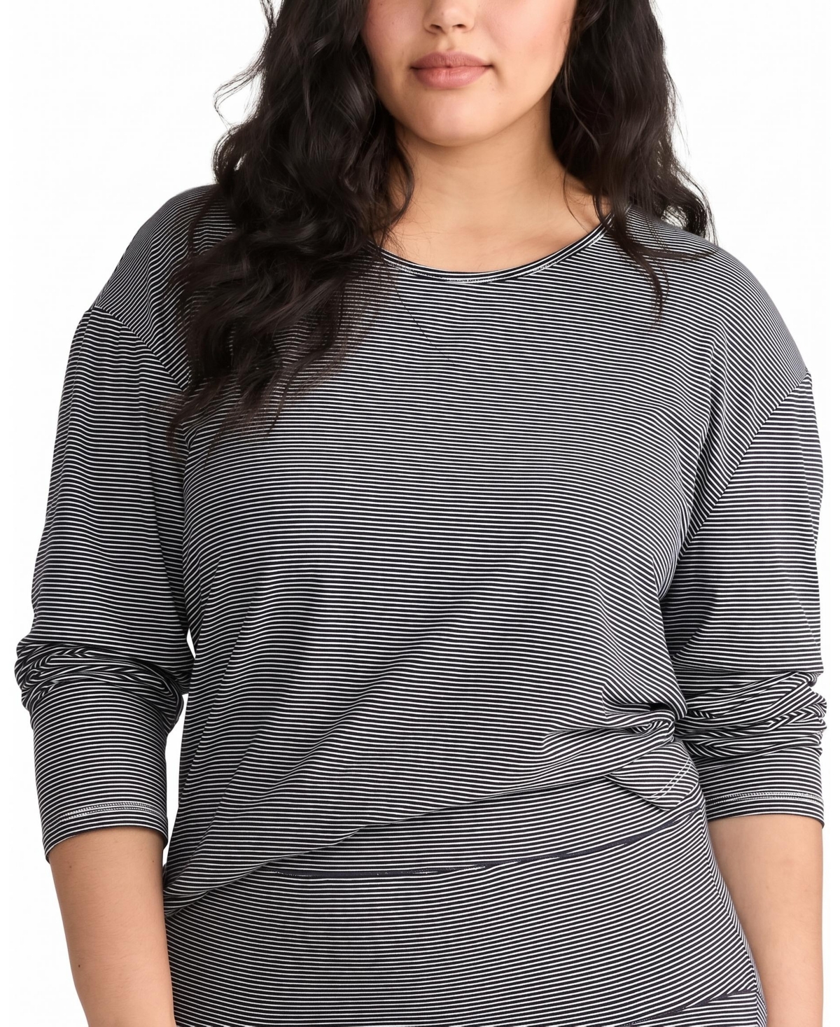 Universal Standard Plus Size Pina Long-Sleeve Crewneck Lounge Tee - Fine stripe in navy/white