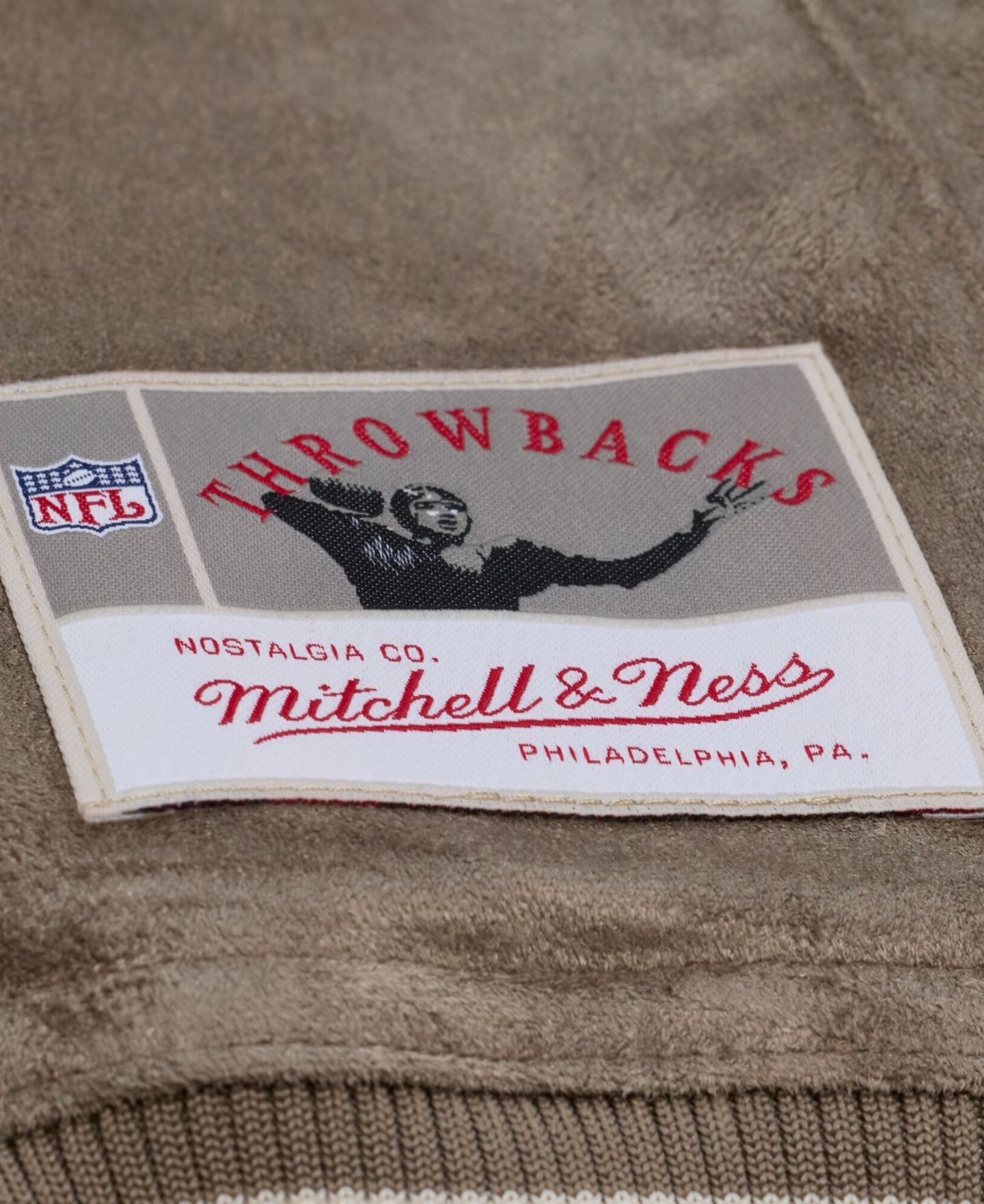 Женская куртка Mitchell & Ness Tan Buffalo Bills Full-Snap Varsity — фото 7
