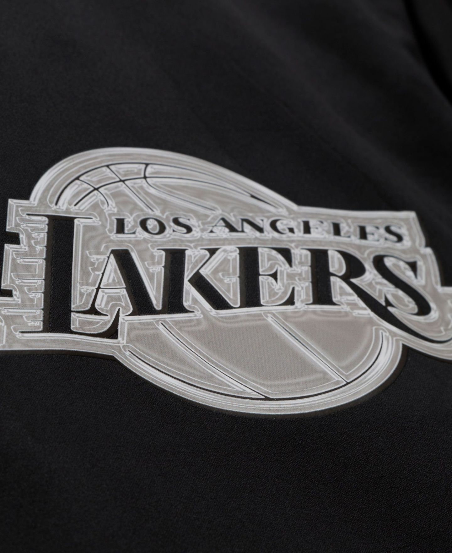 Мужская куртка Mitchell & Ness Black Los Angeles Lakers Chrome Satin Bomber Full-Zip — фото 8