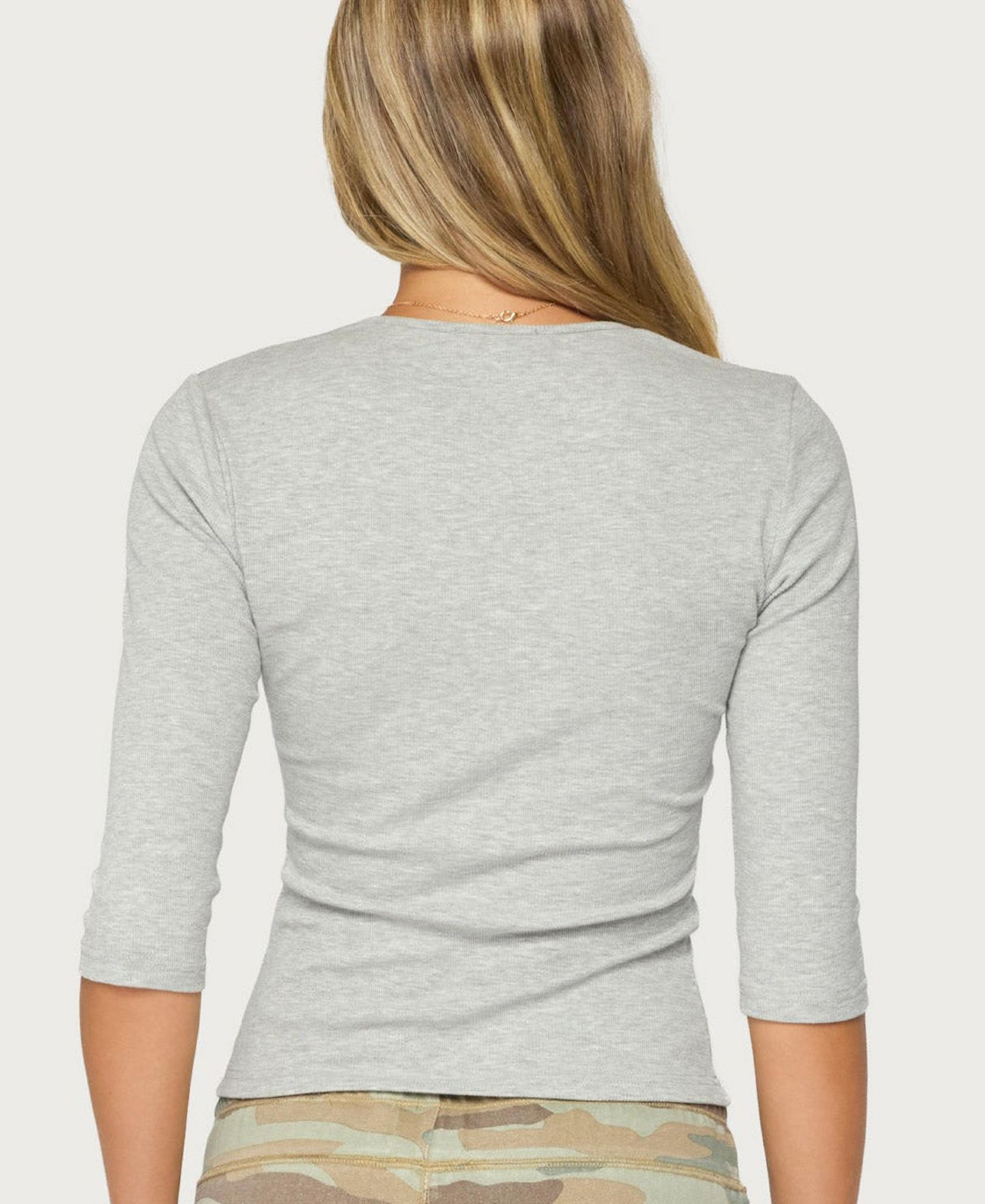 Женский топ Edikted Quila V-Neck 3/4-Sleeve, цвет: Серый меланжевый — фото 2