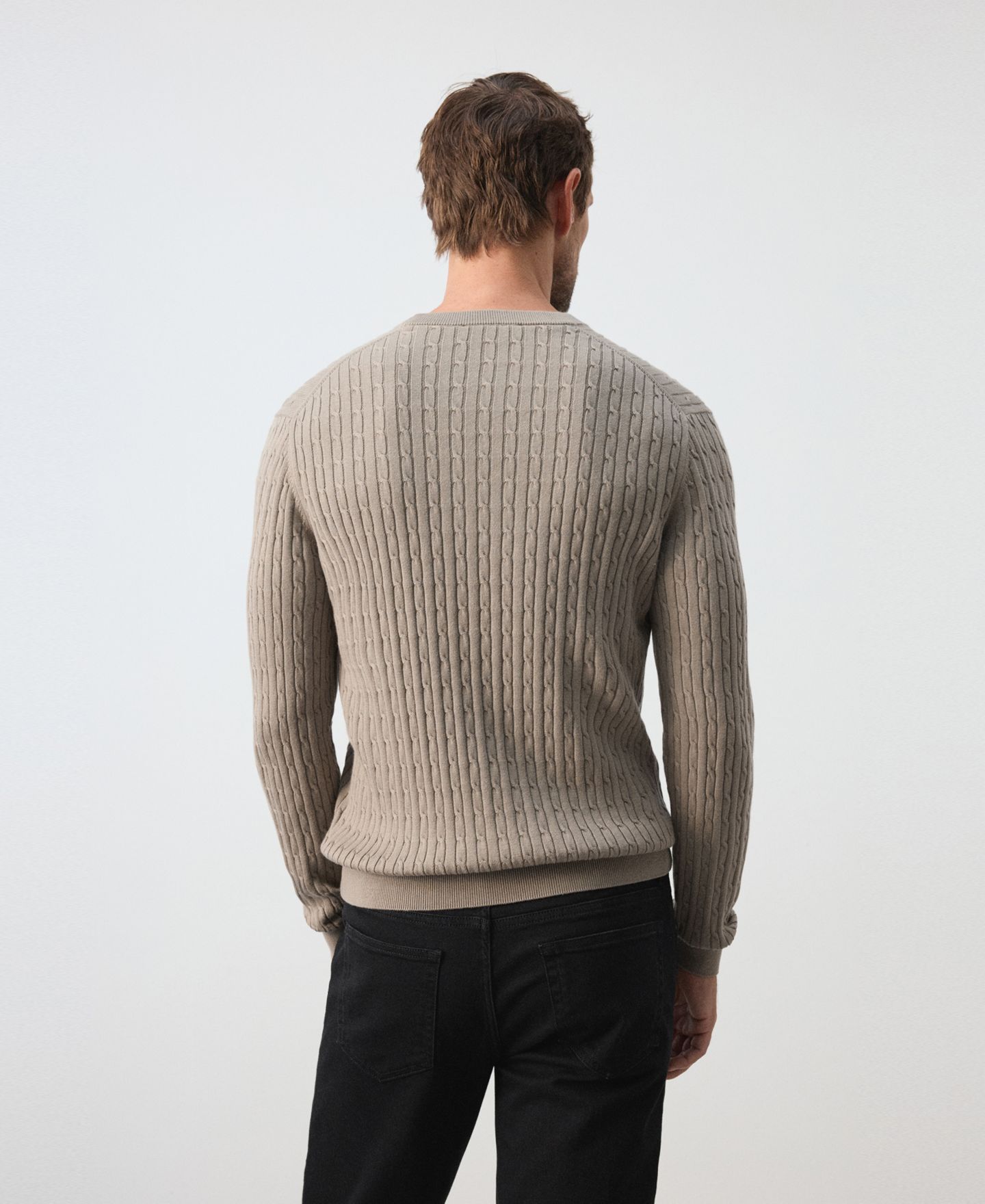 Мужской свитер Mango Mars Cable-Knit Crewneck, цвет: Норковый серый — фото 7