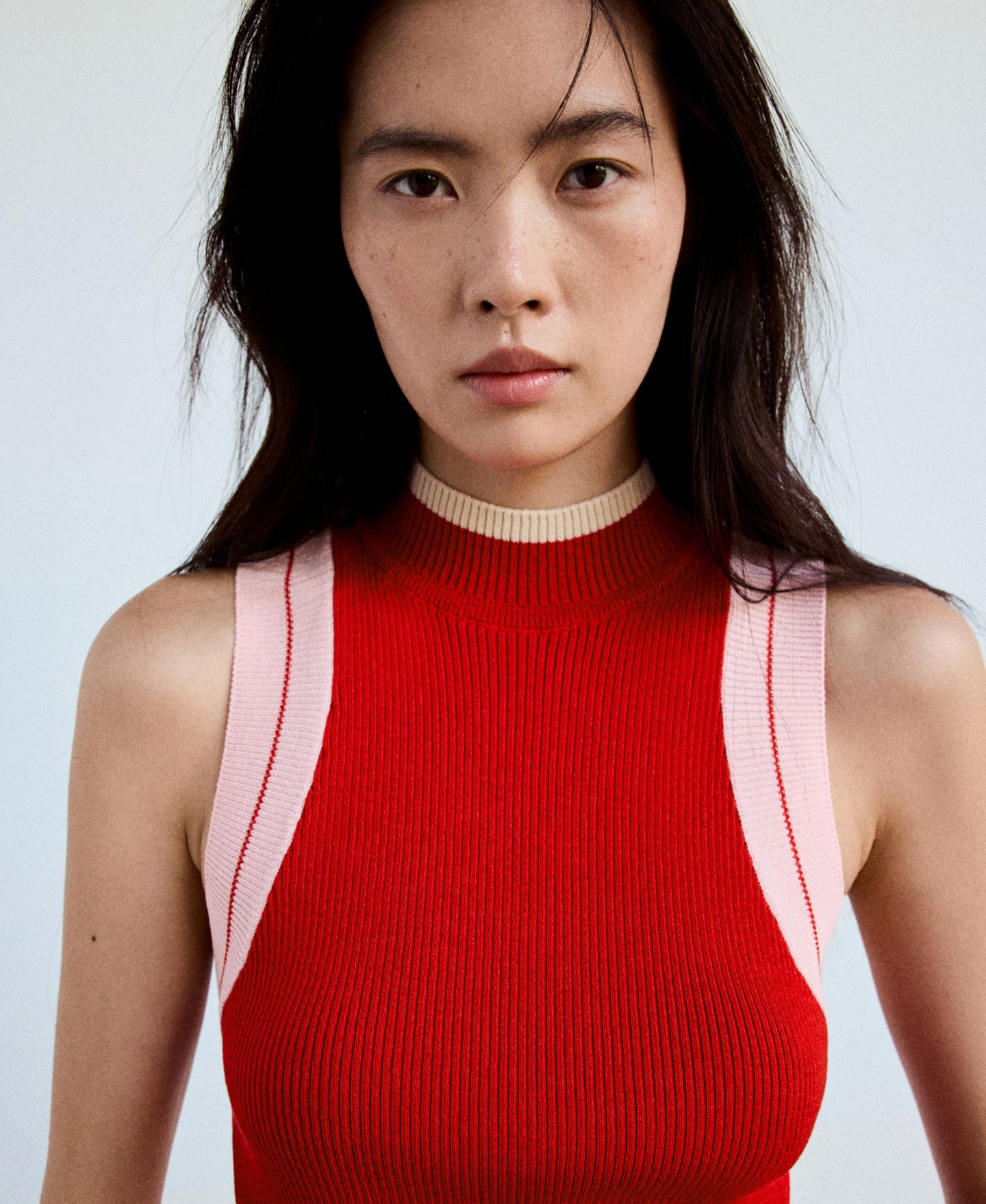 Женский топ Mango Contrasting Trim Ribbed, цвет: Красный — фото 3