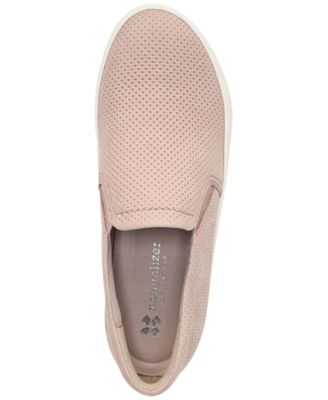 macys naturalizer marianne