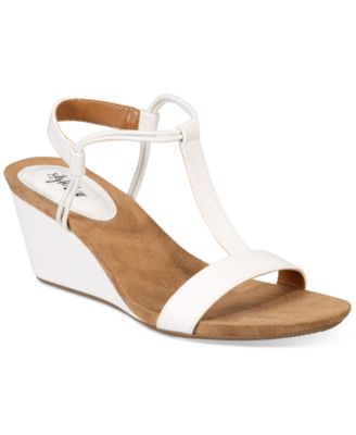 white wide width wedges
