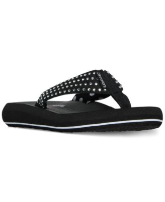 sketchers black flip flops