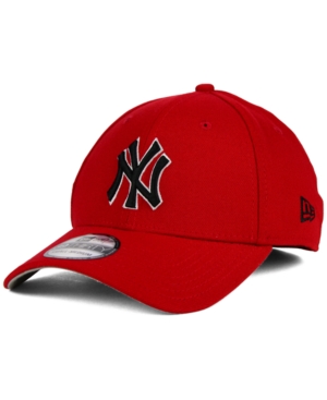 New Era New York Yankees Core Classic 39THIRTY Cap