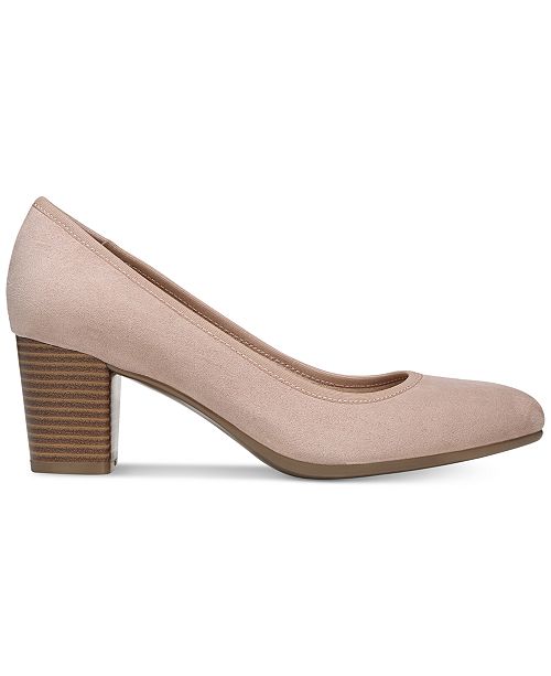 naturalizer block heel pumps