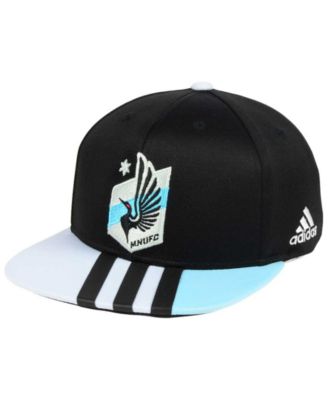 mnufc hat