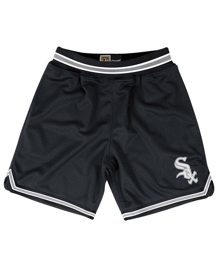 Mitchell & Ness Men's Chicago White Sox Playoff Win Shorts - Macy's