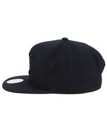 Mitchell & Ness Cleveland Cavaliers NBA Official Snapback Hat Cap