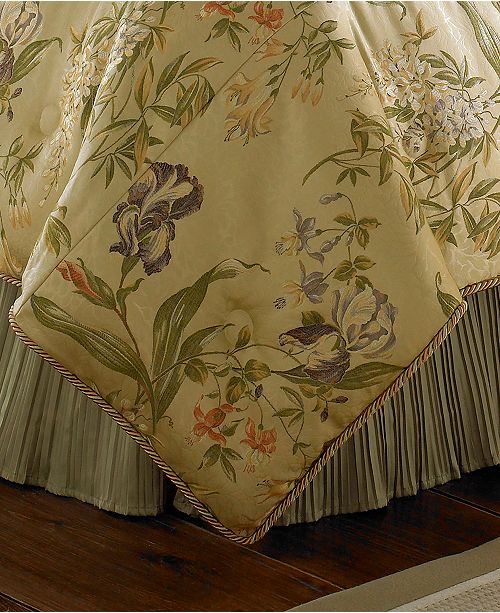 Croscill CLOSEOUT! Iris 4pc Bedding Collection Bedding Collections