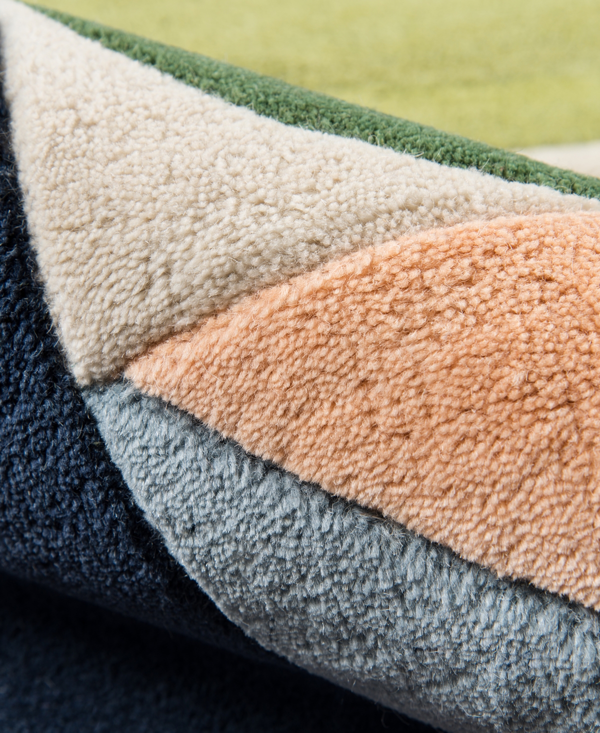 Novogratz by Momeni Delmar DEL08Area Rug - Multi