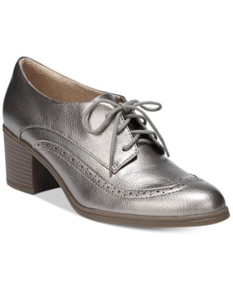 naturalizer oxford shoes