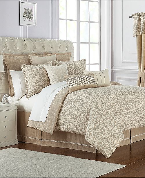 Waterford Charlize Reversible 3 Pc Gold King Comforter Set