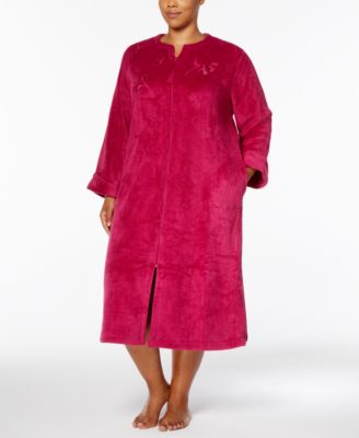 Miss Elaine Plus Size Embroidered Fleece Robe