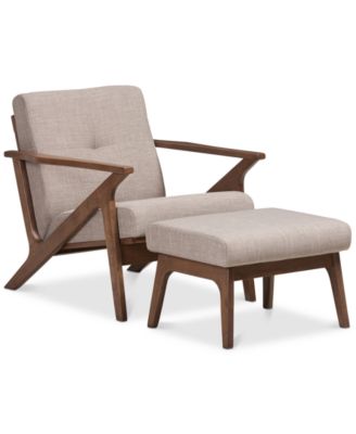 Wynola Living Room Collection