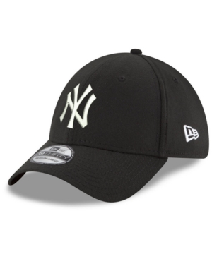 New Era Boys' New York Yankees Dub Classics 39THIRTY Cap