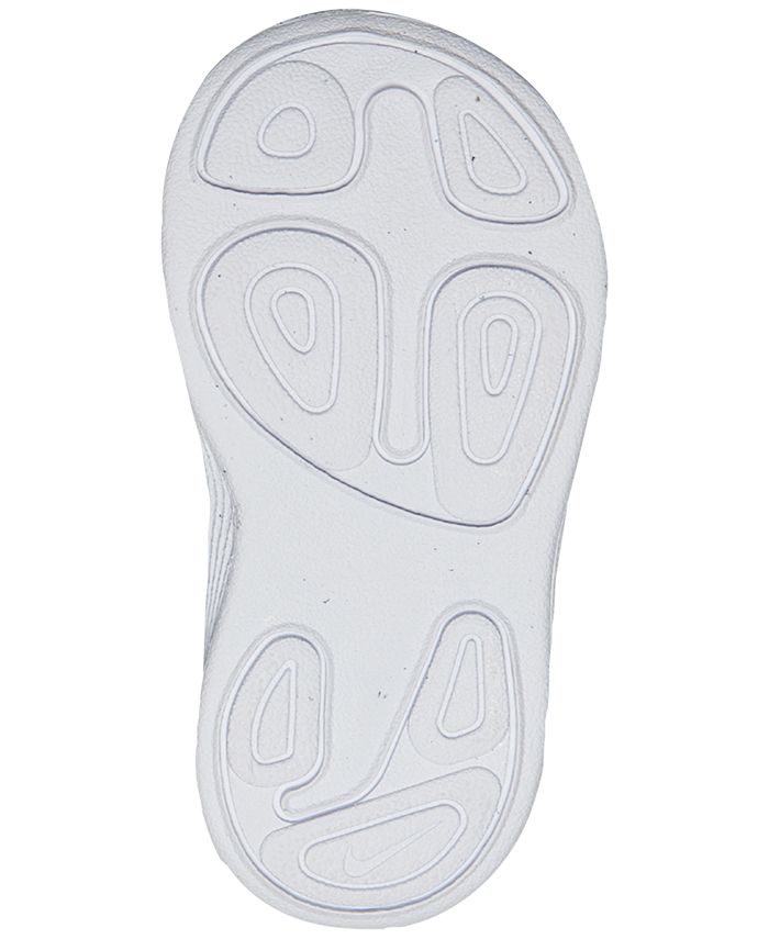 nike girls revolution 4