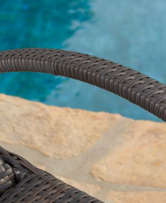 Ashley Outdoor Chaise Lounge (Set Of 2)