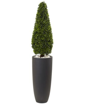 artificial topiary