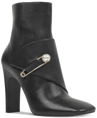 nine west quitit booties
