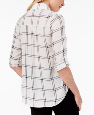 Juniors' Roll-Tab-Sleeve Printed Top