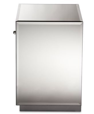 Otzaurte Nightstand/Bedside Table