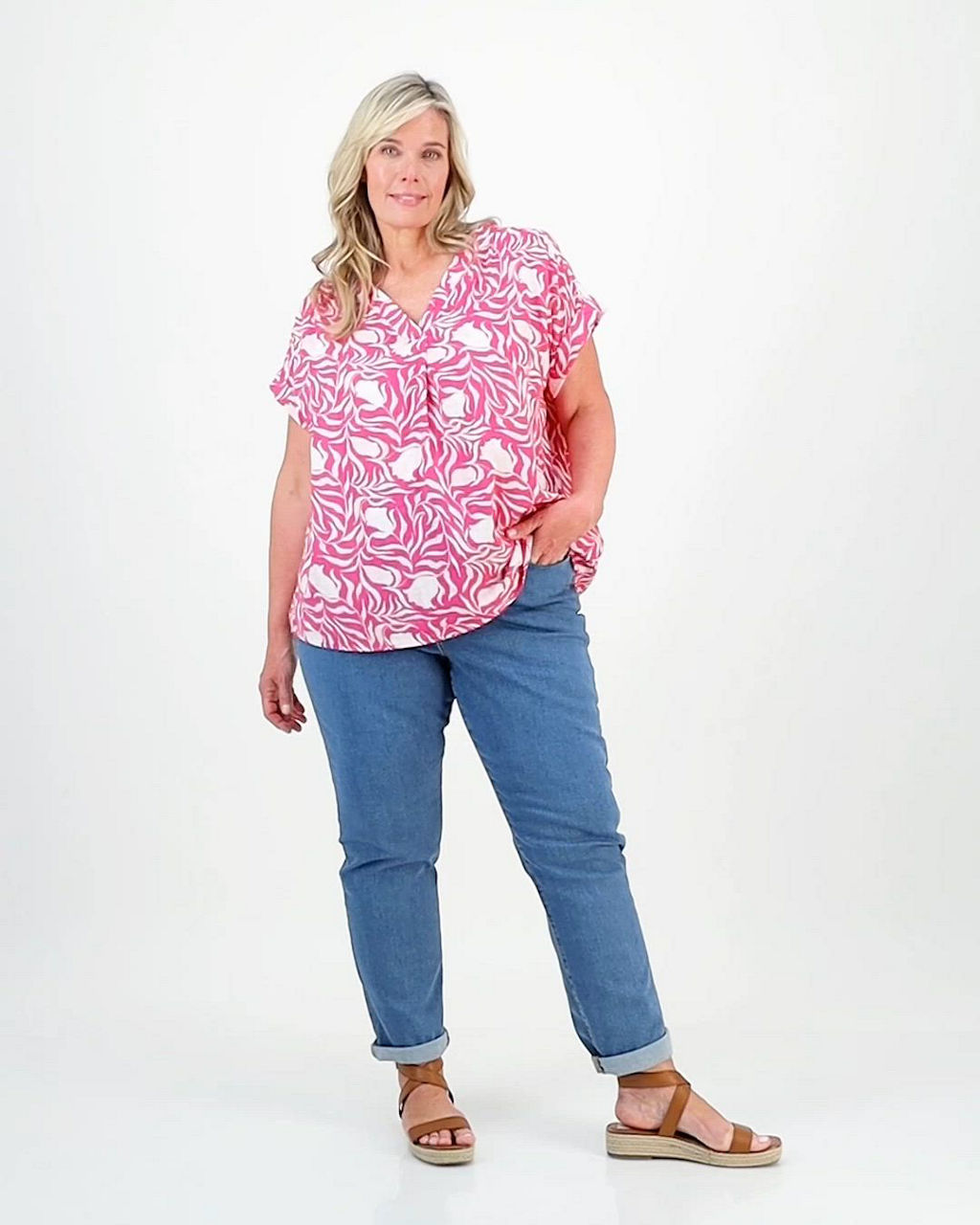 売れ筋商品|||スタイルアンドコー カットソー トップス レディース Plus Size Printed Shine V-Neck Blouse, Created for Macy's Scandi Thyme Style & Co Plus Size Scandi Tile Shine V-neck Blouse