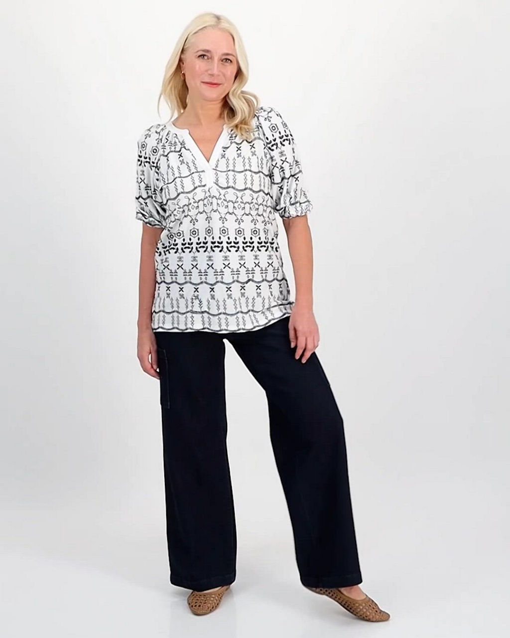 売れ筋商品|||スタイルアンドコー カットソー トップス レディース Women's Eyelet Split-Neck Blouse, Exclusively at Macy's Bright White Combo Style & Co Women's Eyelet Split-Neck Blouse, Exclusively at