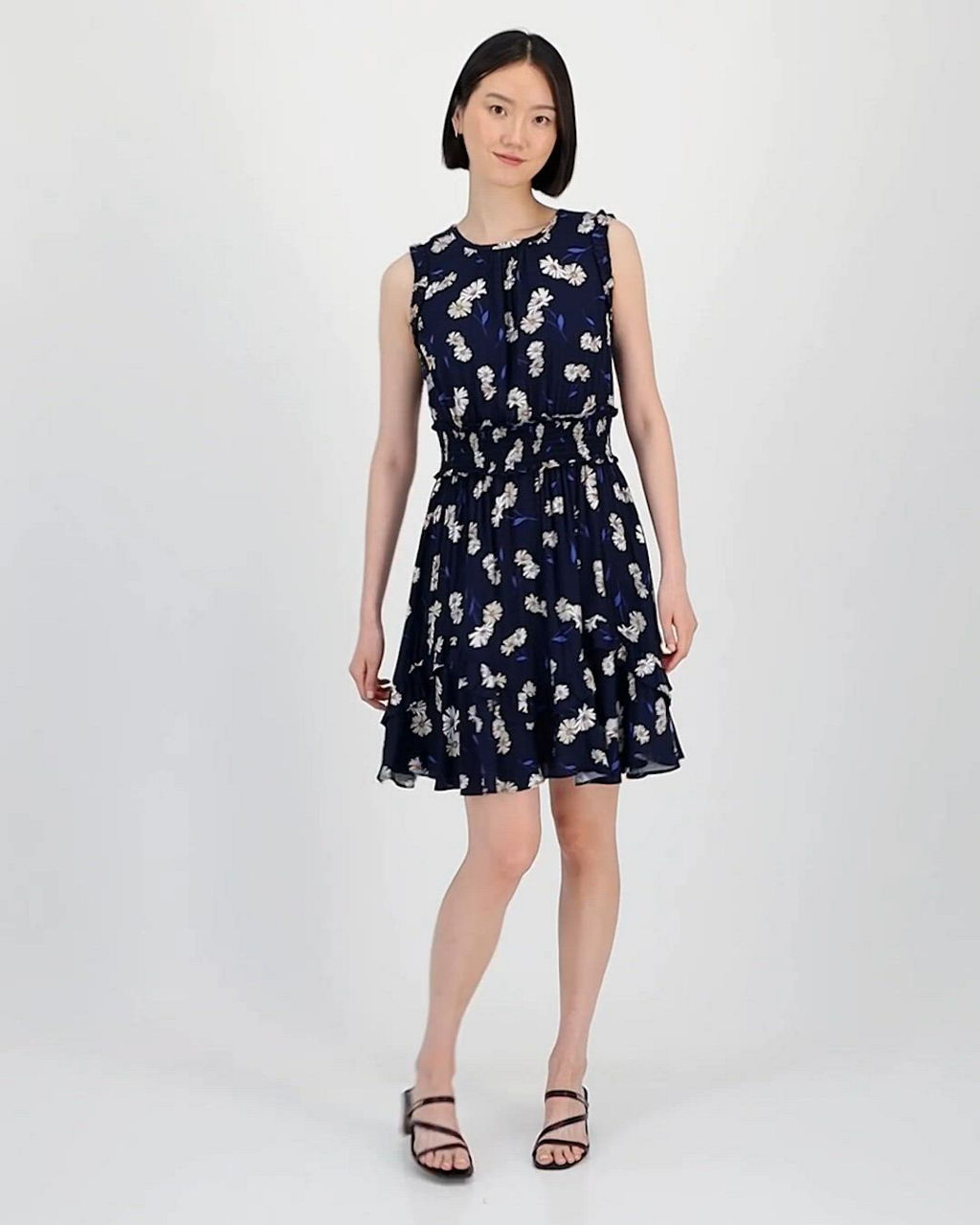 ladies daisy dress Embroidery Smocked Two Strap Sleeveless Maxi Discover Little Daisy Dress from LaceMade. Daisy Linen Dress - Oat