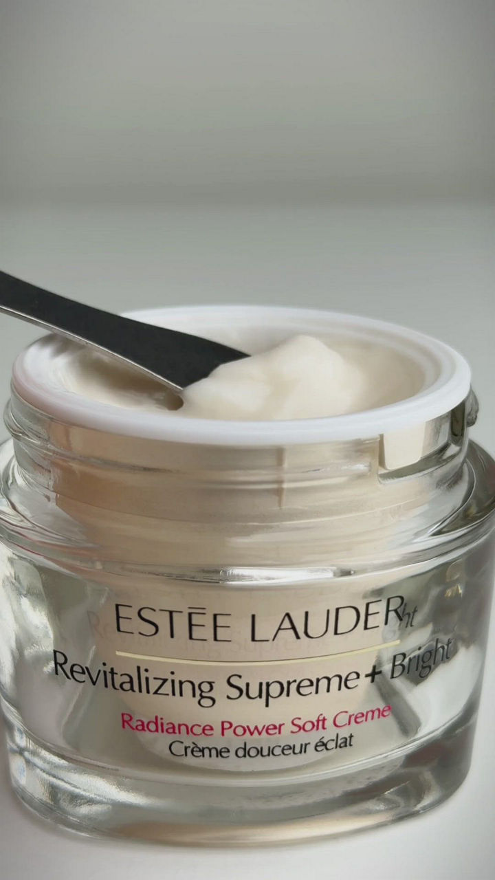 Revitalizing Supreme+ Bright Radiance Power Soft Cream Moisturizer