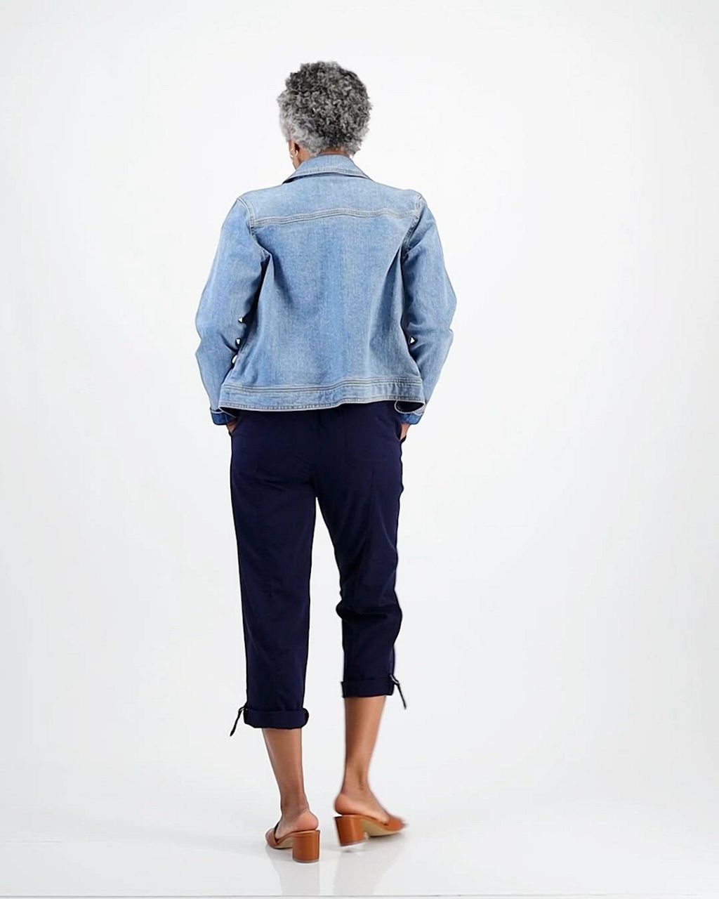 Style & Co Women's Mid-Rise Pull-On Capri Pants, Exclusively at