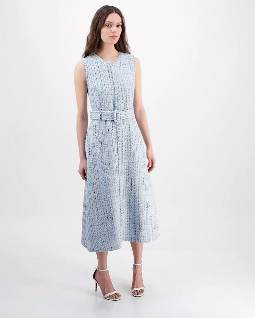 tweed midi dress Shirley Black Long Sleeve Plaid toe heels and a structured bag for a refined Italian tweed midi dress with