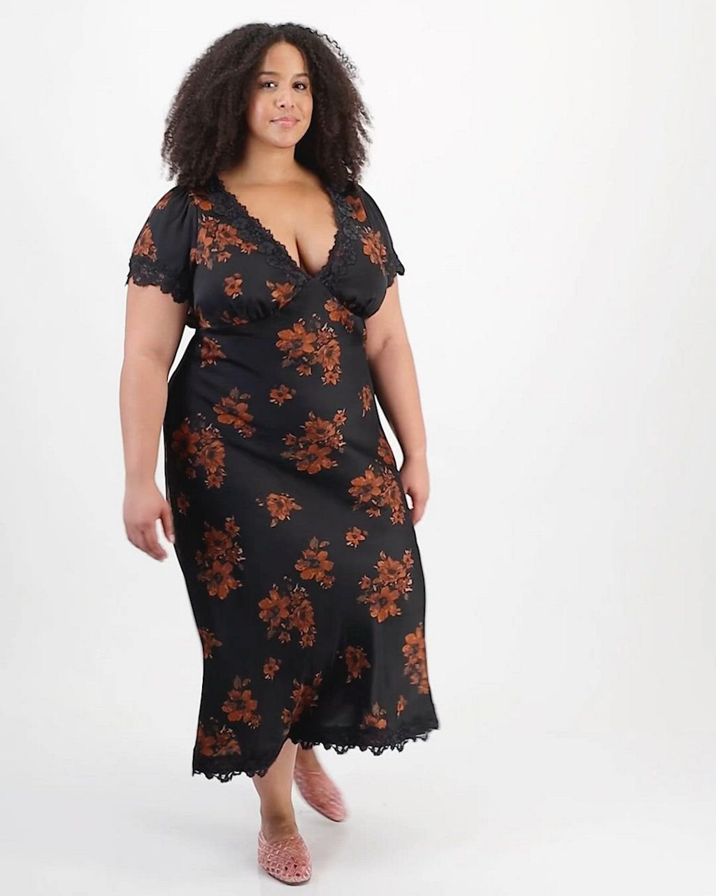 lace dress designs for plus size And Now This Trendy Lace-Trim Floral Satin Midi Dress, Macy's Exclusive Size:us 10 Square Neck Fall Dresses dissh_size_group:xl Womens Kiyonna Mon Cheri Denture place