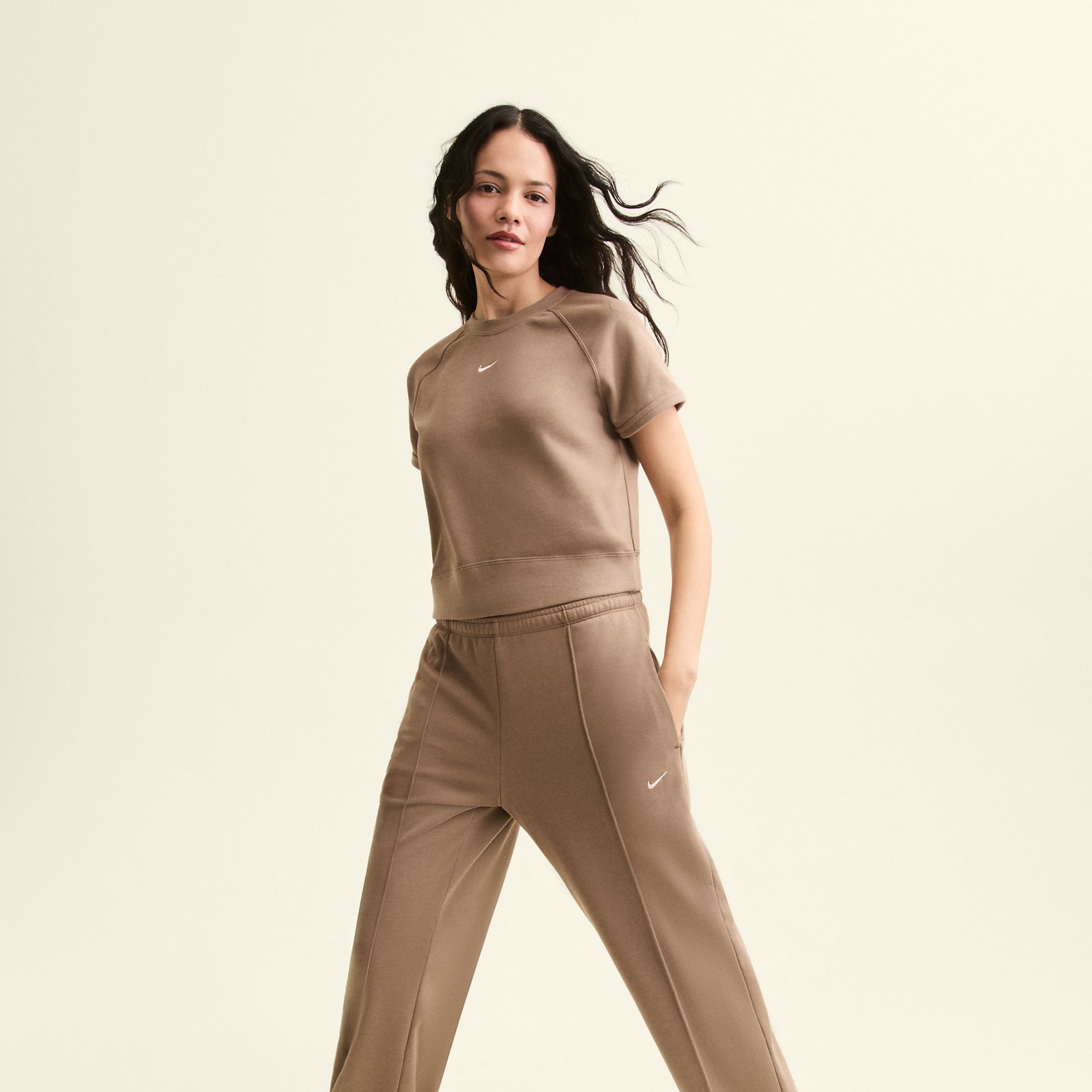 style-and-storied-Stylish-Travel -Outfits
