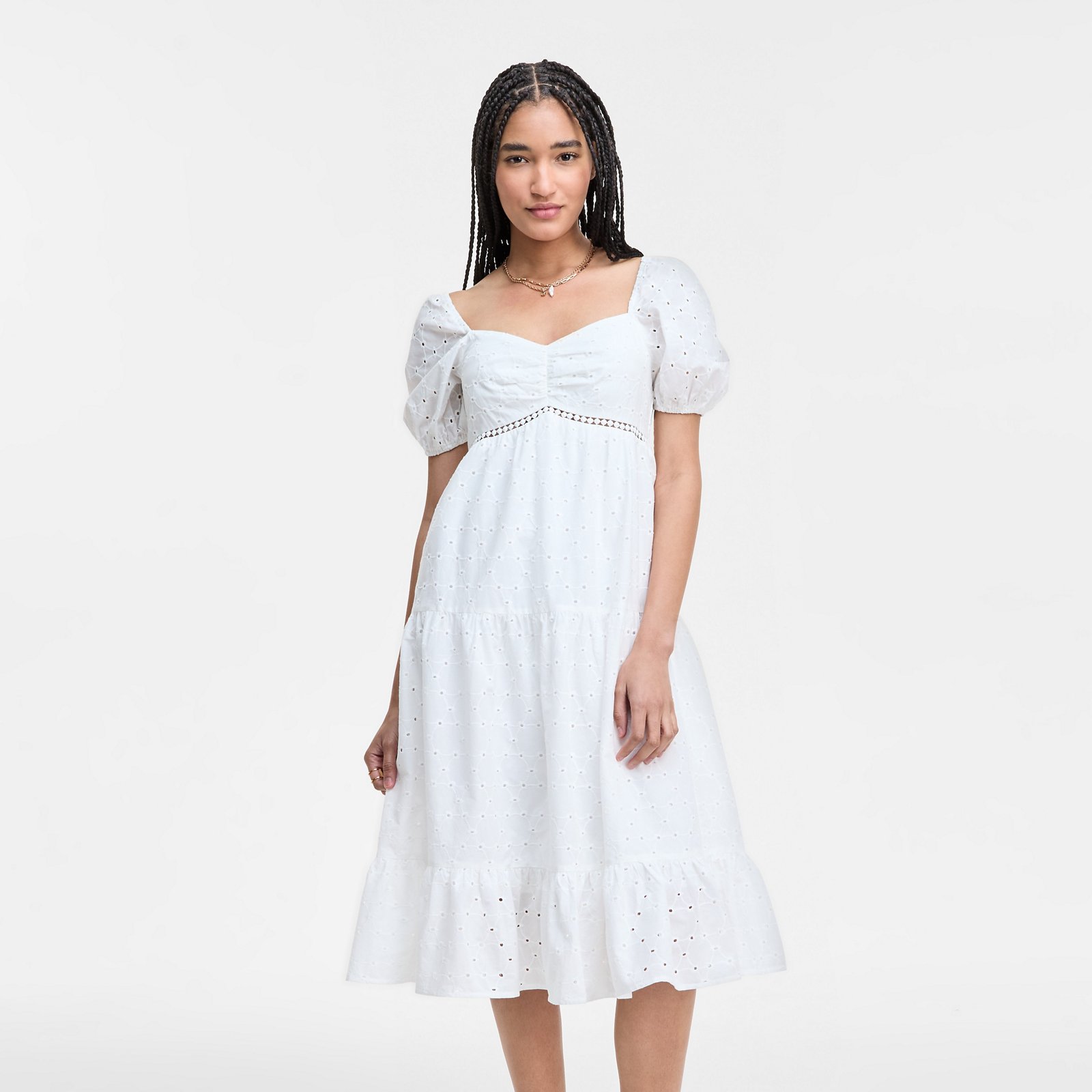 style-and-storied-Dresses-for-Apple-Shape