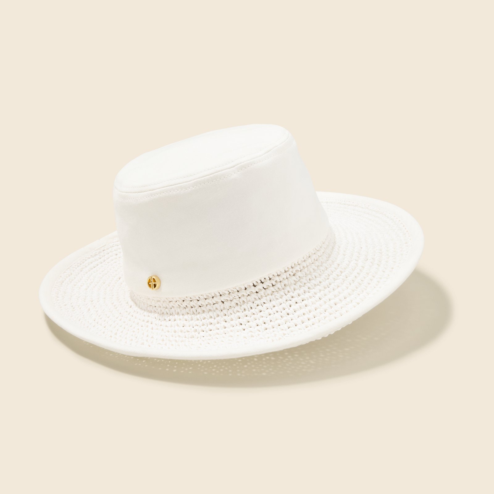 handbags-accessories-featured-categories-hats-belts-scarves